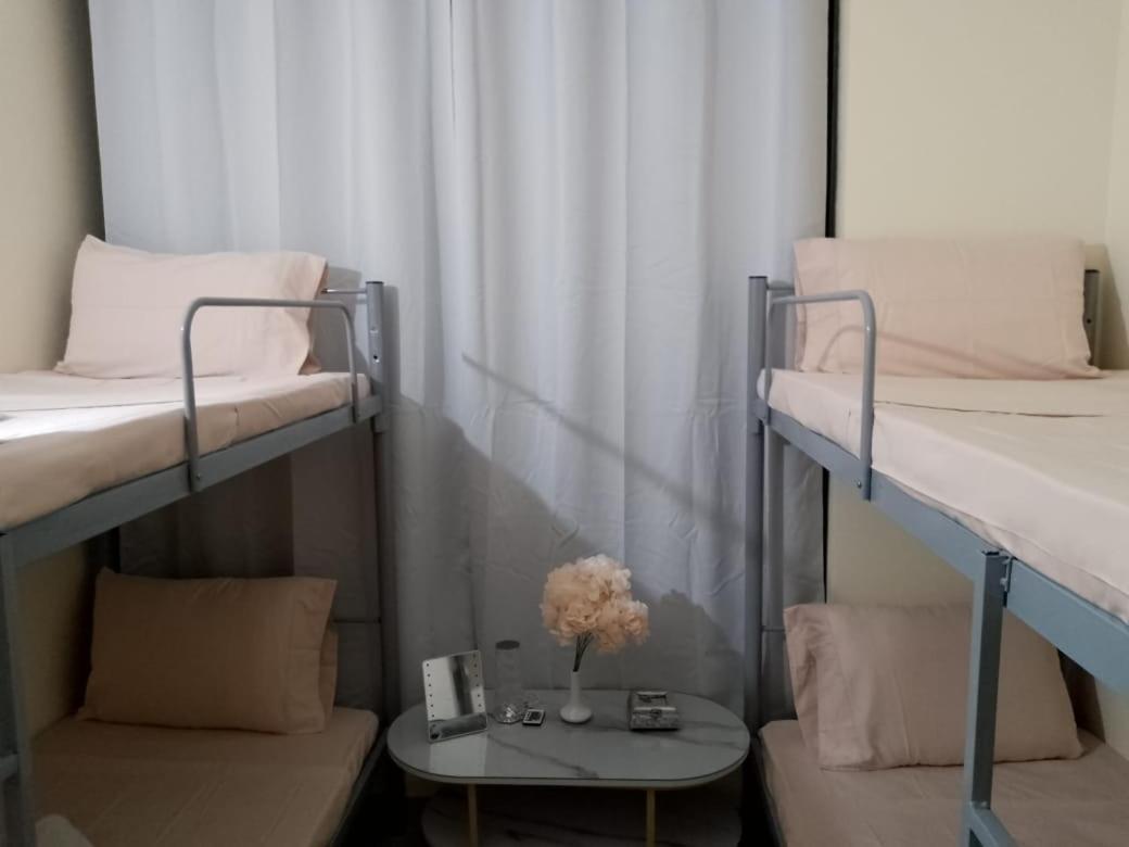 Top House Hostel Abou Dabi Extérieur photo